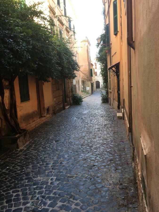 Casetta Del Borghetto -Nel Cuore Del Borghetto Nettuno Exterior photo